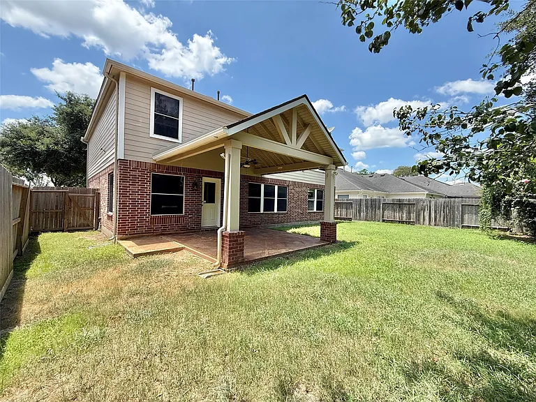 1810 Katlyn Ln — Photo 46