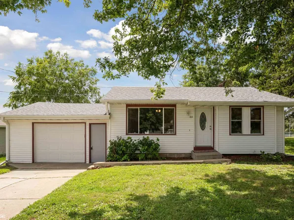 1814 3rd Ave, Grinnell, IA 50112