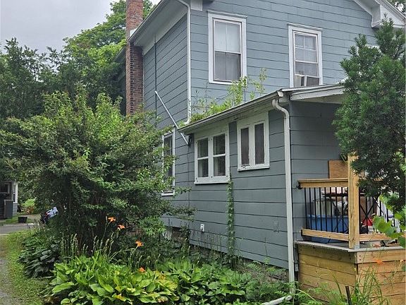 4th image of 708 N Aurora St