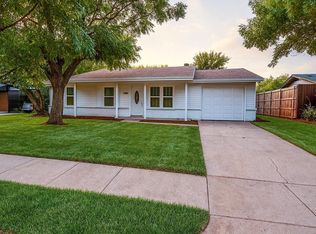404 Westwood Dr, Euless, TX 76039
