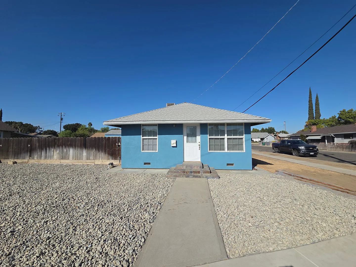 Charming 2 Bedroom Home for rent — Photo 1