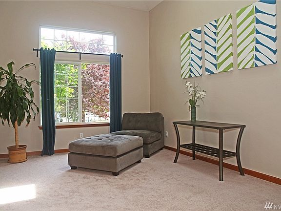3rd image of 8303 183rd Ave E
