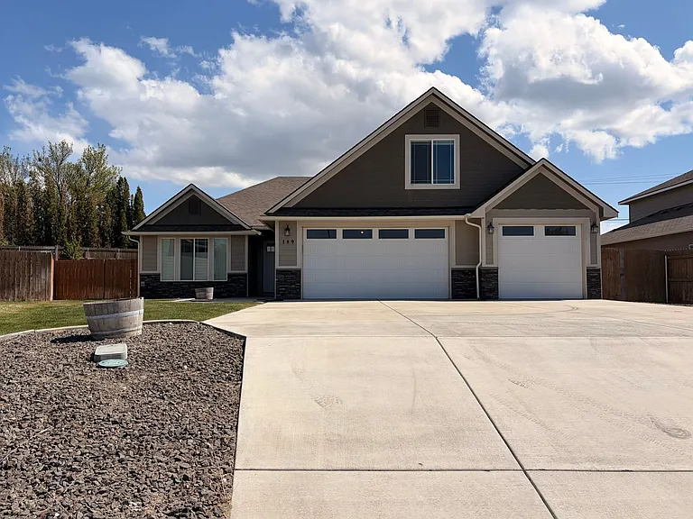 189 Mata Rd — Photo 33