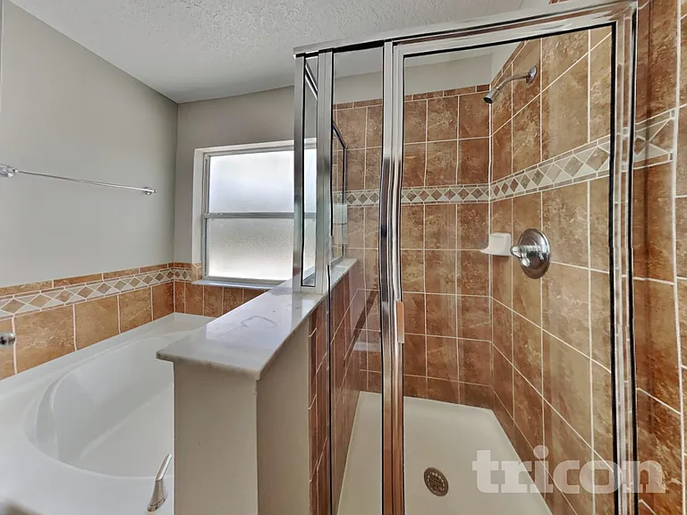 4667 Caverns Dr — Photo 8
