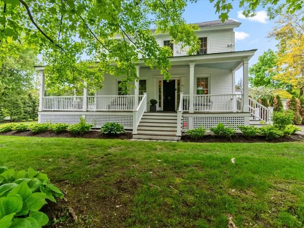 21 Shepards Lane, Manchester, VT 05254