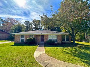 110 Windsor Dr, Daphne, AL 36526