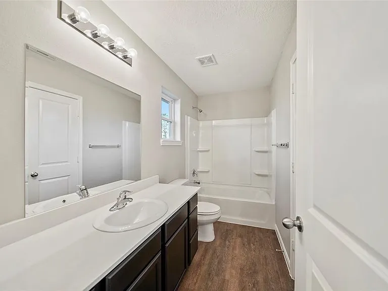 1111 Road 5102 — Photo 12