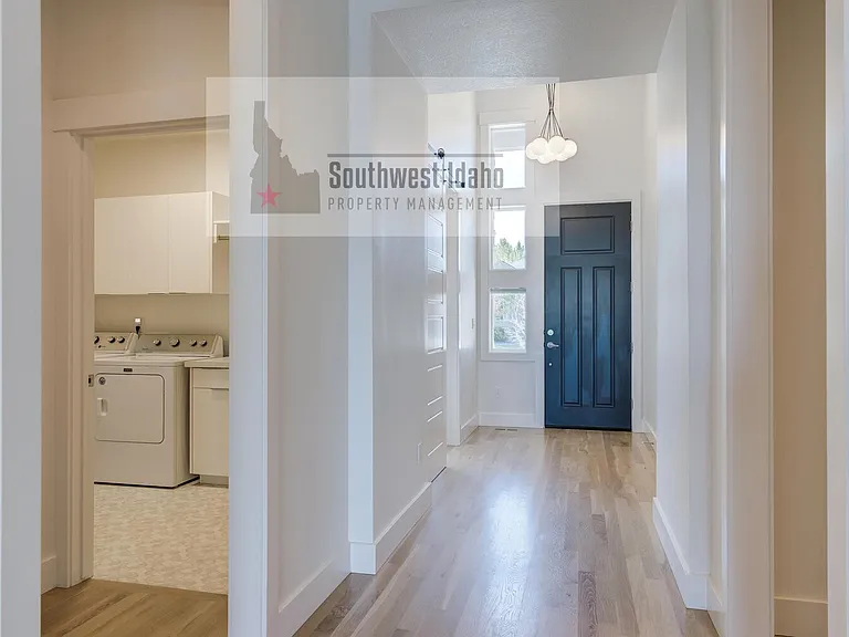 476 W Buroak Dr — Photo 5