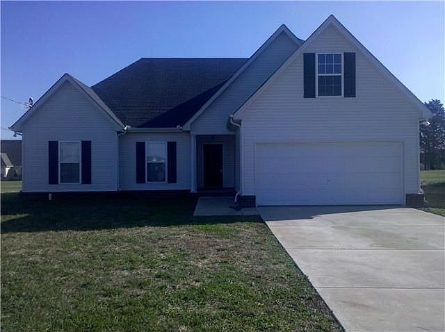 1st image of 121 Auburn Ct