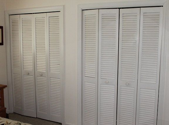 3rd image of 869 Laurel Park Ave