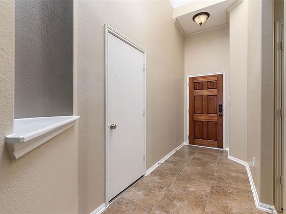 5th image of 2616 Chinaberry Park Ln