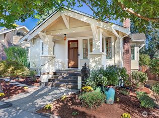 3906 Burke Ave N, Seattle, WA 98103