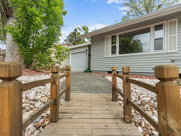 5th image of 503 Crescent Dr