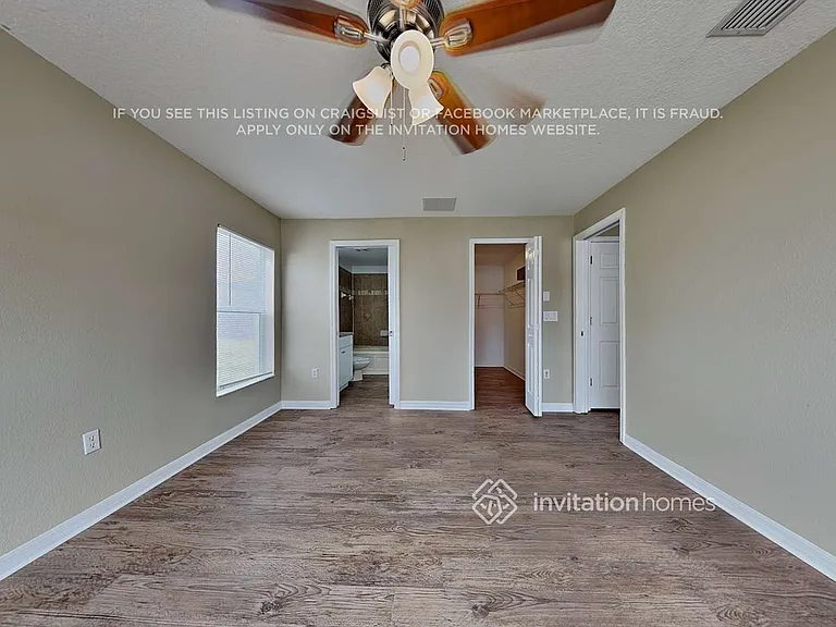 2458 Hamlet Cir — Photo 8