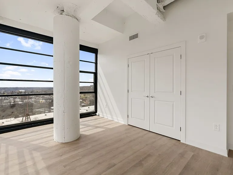 The Tower at Henry — Photo 130