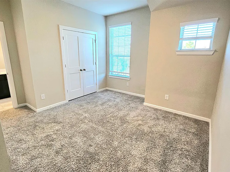 16307 Little Pine Creek Dr — Photo 9
