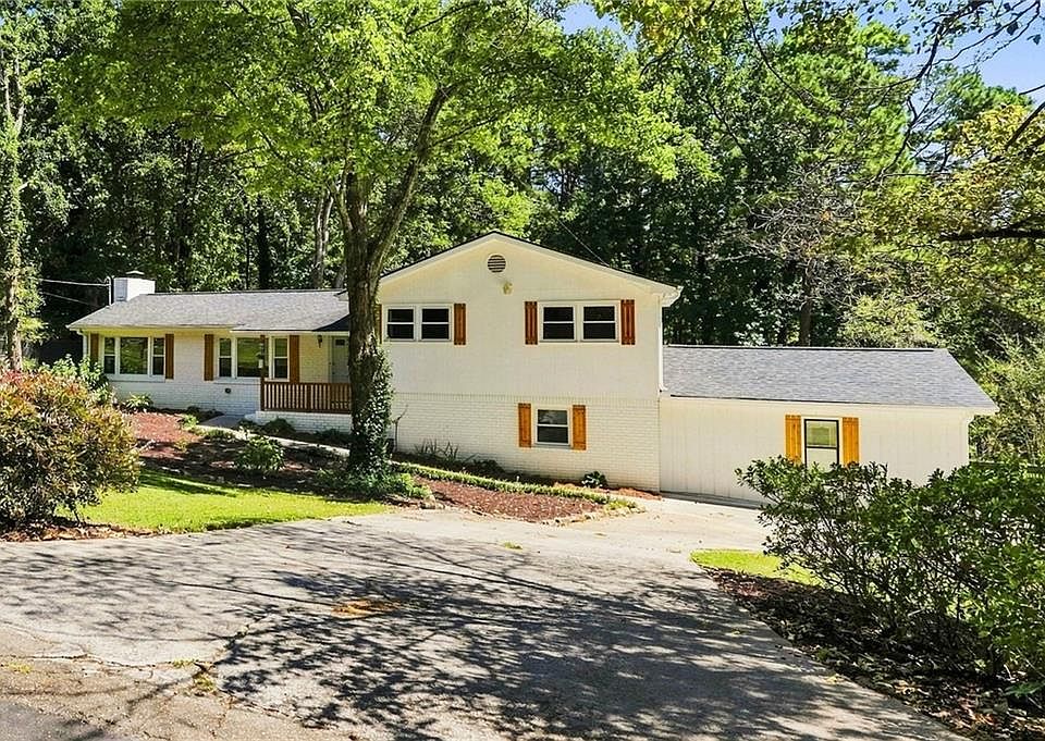 1st image of 128 Childers Rd