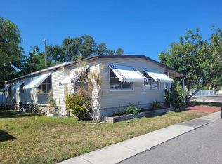 601 Starkey Rd #21, Largo, FL 33771