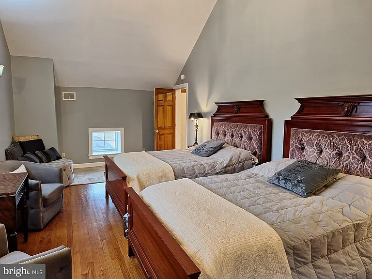 2254 Winchester Rd — Photo 35