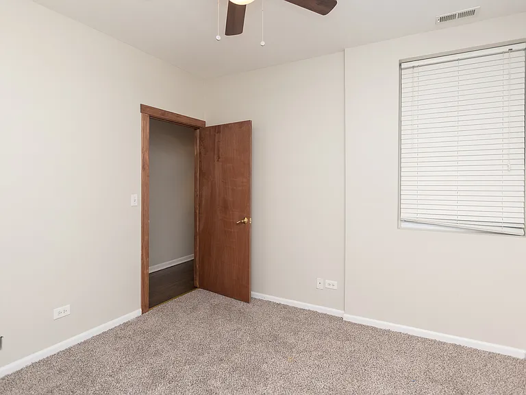 4906 N Springfield Ave #G — Photo 13
