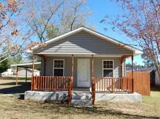 1005 N Oak St, Ocilla, GA 31774