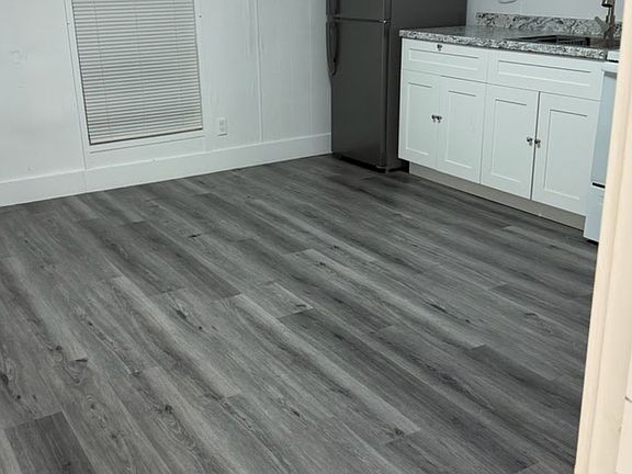 2nd image of 23034 Watergate Cir #E3