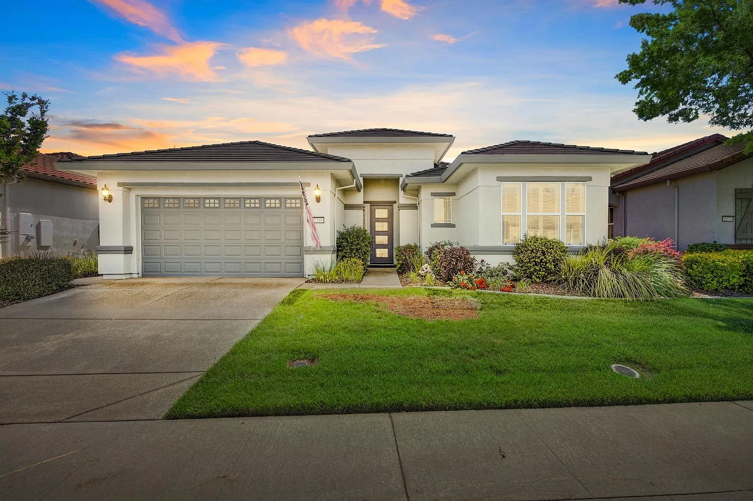 2169 Coryton Ln photo 1