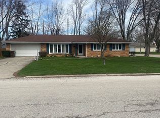 611 Marquette Dr, Manteno, IL 60950