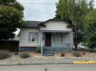 2423 F St, Bellingham, WA 98225