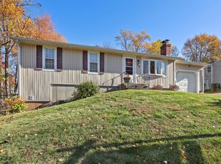 22 Spice Hill Dr, Meriden, CT 06451