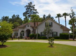 18 Harbor Pointe Cir, Brunswick, GA 31523