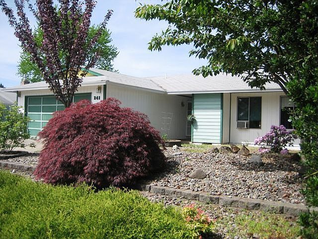 1st image of 241 SE 37th Ave