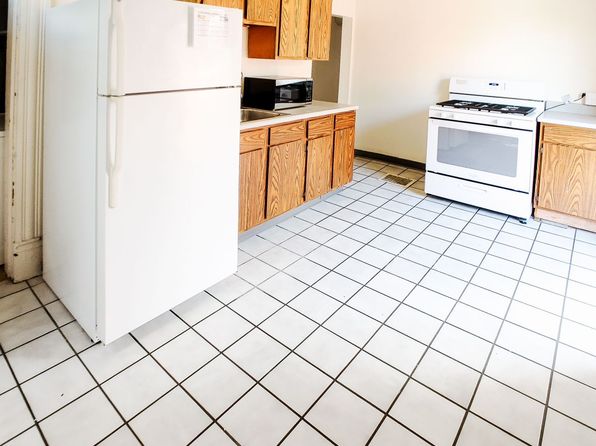 133-133.5 West Aly #10