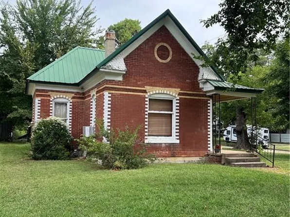 1301 Dirr Ave, Parsons, KS 67357