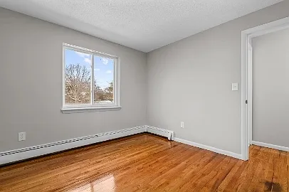 5-45 Bennett Dr — Photo 12