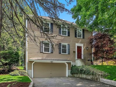372 Central St, Newton, MA, 02466