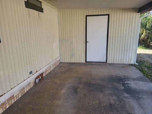 3rd image of 1335 Fleming Ave #230