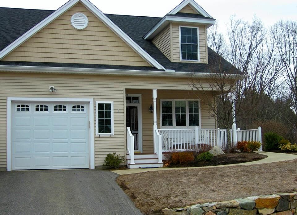 1st image of 35 Grey Wolf Dr