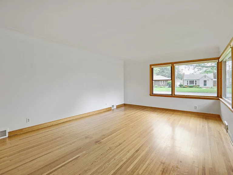 7344 Aldrich Ave S — Photo 7