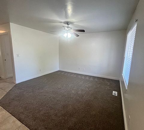 4th image of 374 S 530 E