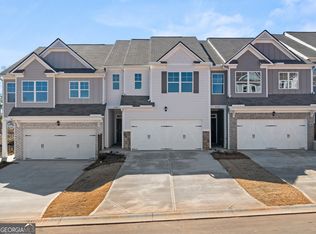 6662 Corryton St, Flowery Branch, GA