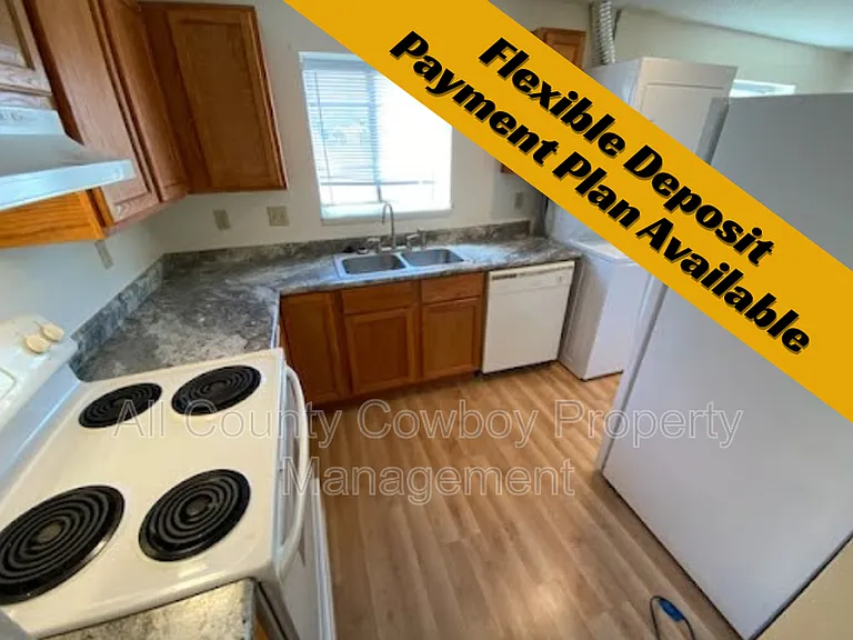 704 Ferris Ct #2 — Photo 1