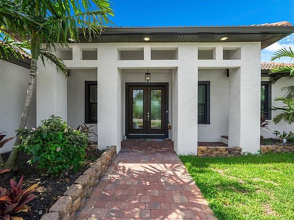 3rd image of 15504 HENNIPEN CIRCLE