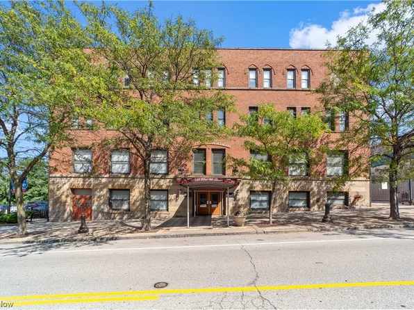 1133 W 9th St APT 508, Cleveland, OH 44113