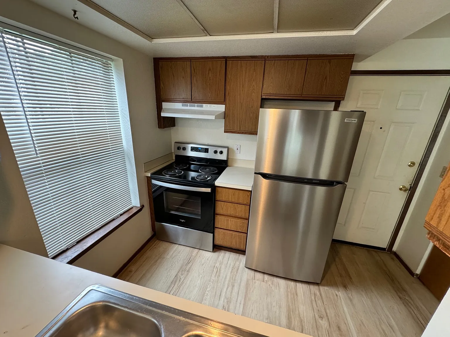 2 bed, $1,750 — Photo 2