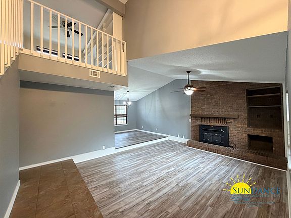 2nd image of 1405 Date Palm Cir