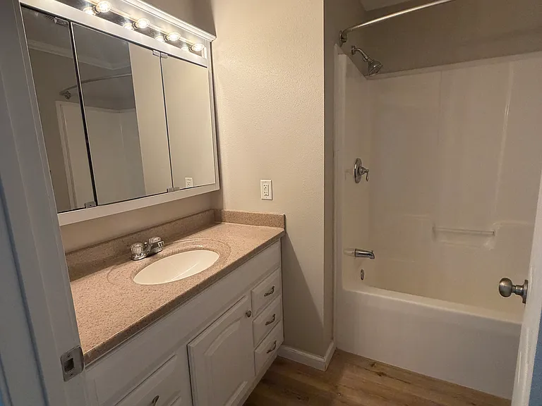 2784 Hillview Estates Dr — Photo 8