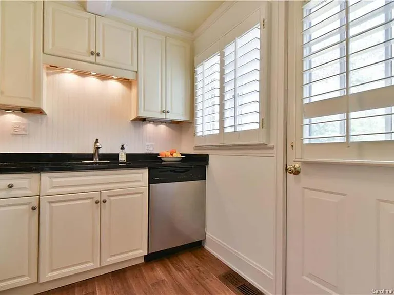 1831 Jameston Dr — Photo 12