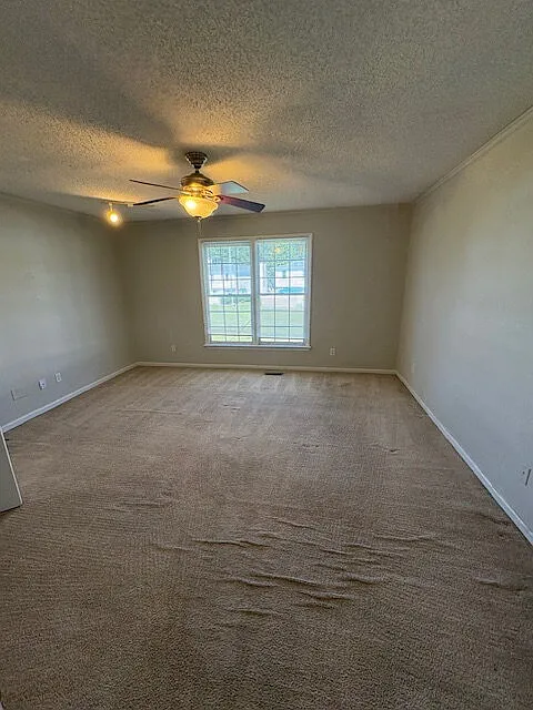 2 bed, 2.5 bath, 1453 sqft, $1,150 — Photo 2
