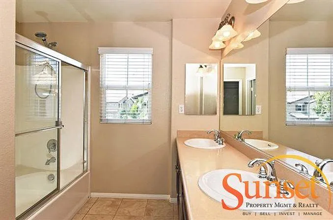 10423 Whitcomb Way #112 — Photo 13